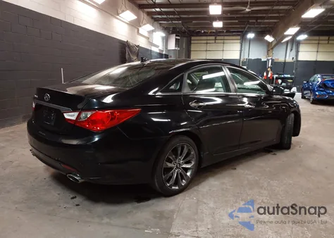 2011 Hyundai Sonata Se z USA, uszkodzony, nr VIN 5NPEC4ACXBH213136